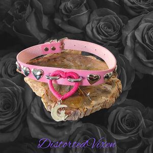 Pink Heart Choker with Moon Charm – Adjustable Faux Leather Choker Necklace – Go